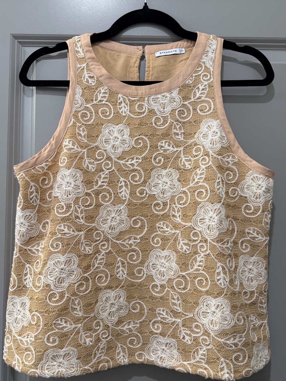 Staccoto Floral Embrodiered Women’s Top Size S